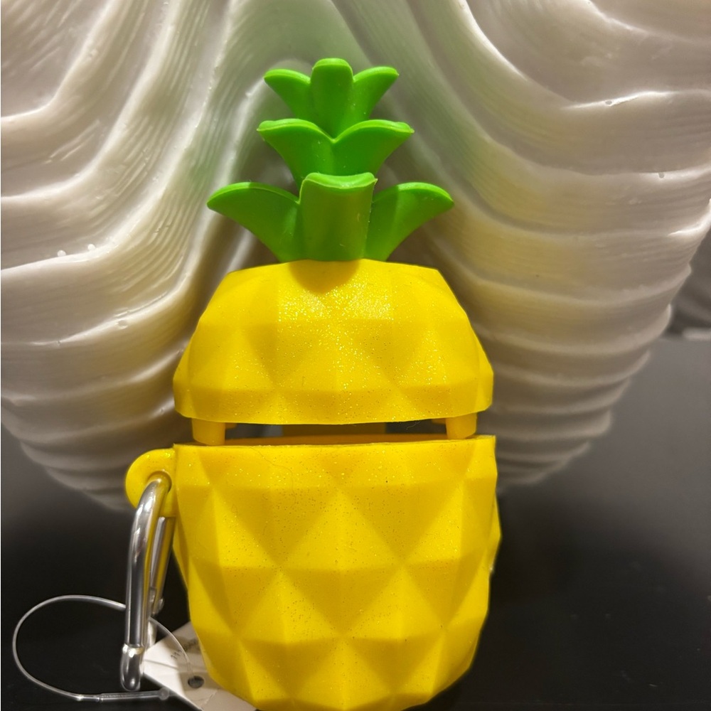 Bath & Body Works Yellow Pineapple Pocketbac Holder Keychain